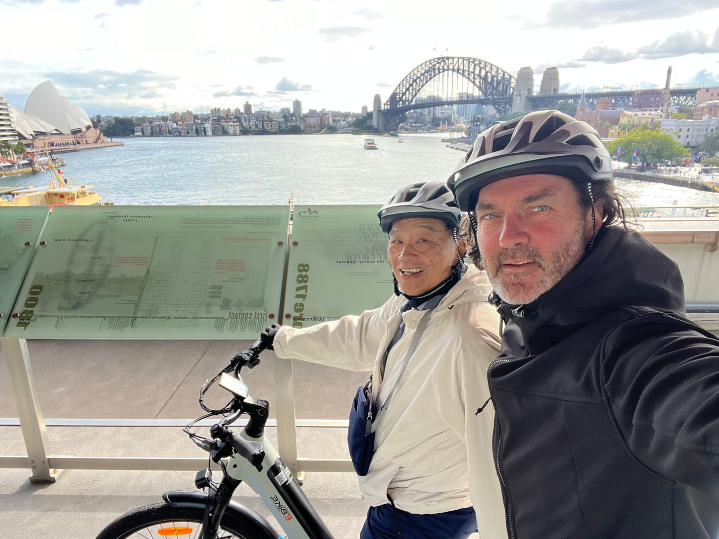 wE Sydney City Guided Bike Tour
